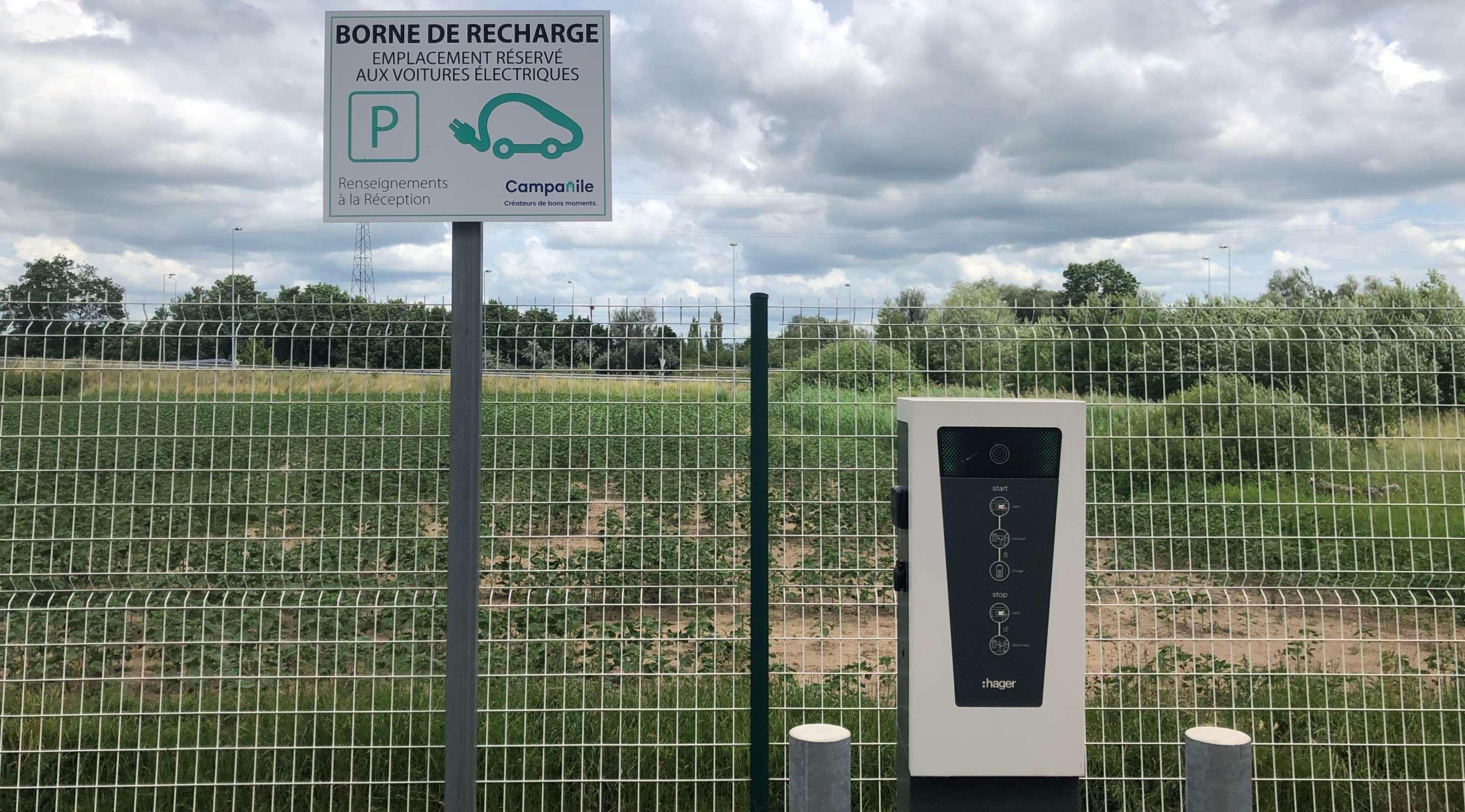 Campanile Metz Nord - Talange Hotell Eksteriør bilde